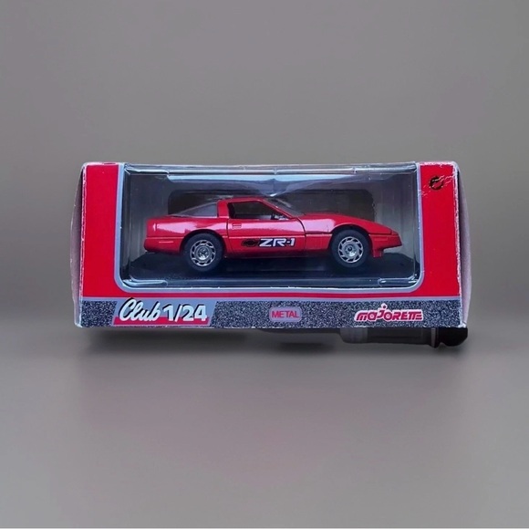 Majorette Club 1/24 Scale Red Chevrolet Corvette ZR-1 USA-1 Plates. Original Box - Picture 4 of 8